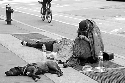 Homeless : Street Life : New York : Personal Photo Projects : Photos : Richard Moore : Photographer